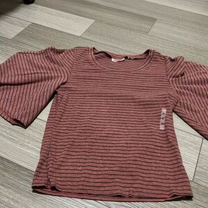 Cute top with Bell sleeves